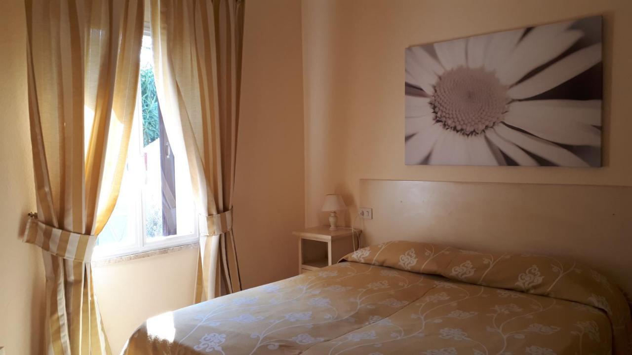 Residential Hotel Villaggio Innamorata 卡波利韦里 外观 照片